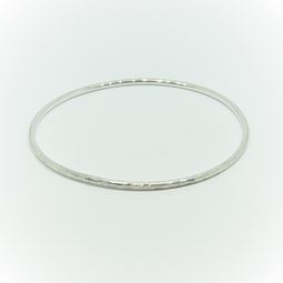 Armring grov yta tråd 2mm